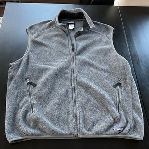 Patagonia “Synchilla” fleece vest. Size XL, Color Gray